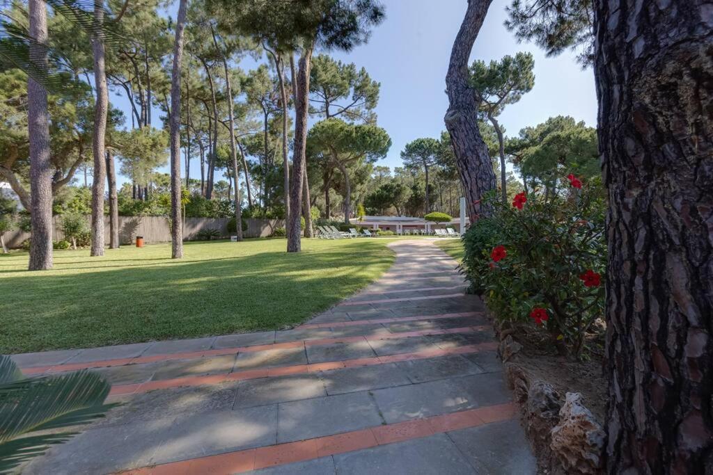 Planalto - Cosy House For 4 In A Private Condo With Pool At Vilamoura クアルテイラ エクステリア 写真